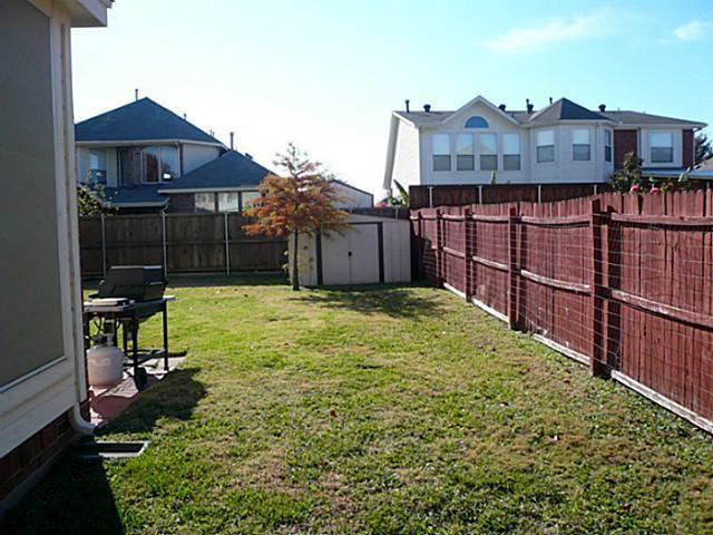 Foto del edificio - 12033 Shoal Creek Dr