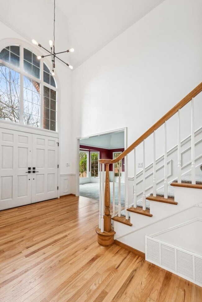 Foto del edificio - 4 bedroom in Redmond WA 98053