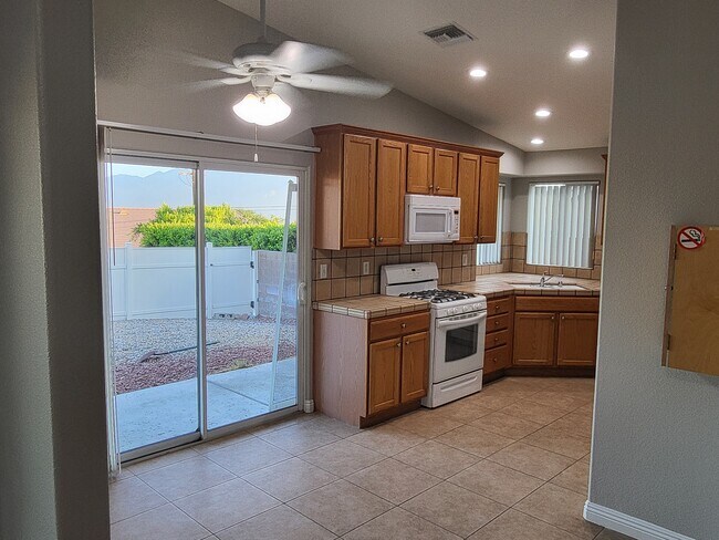 kitchen - 66617 San Diego Dr