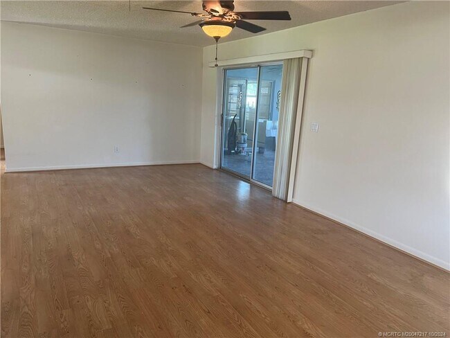 Foto del edificio - 1467 SE Andrews St