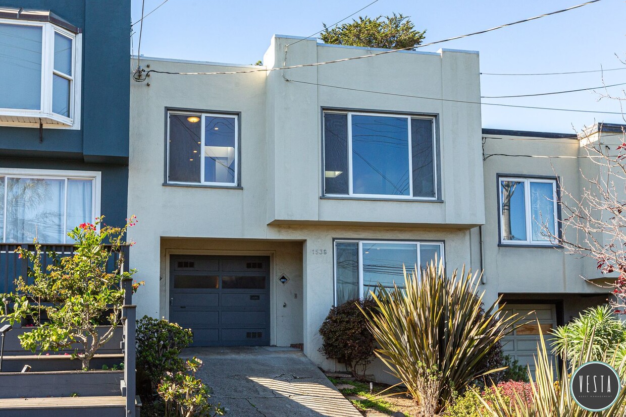 Foto principal - ELEGANT 3BD/2BA NOE VALLEY HOME WITH PRIVA...