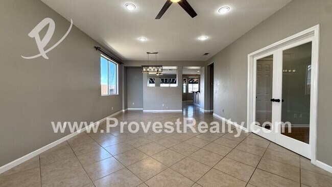 Foto del edificio - 9115 Honeysuckle Ave