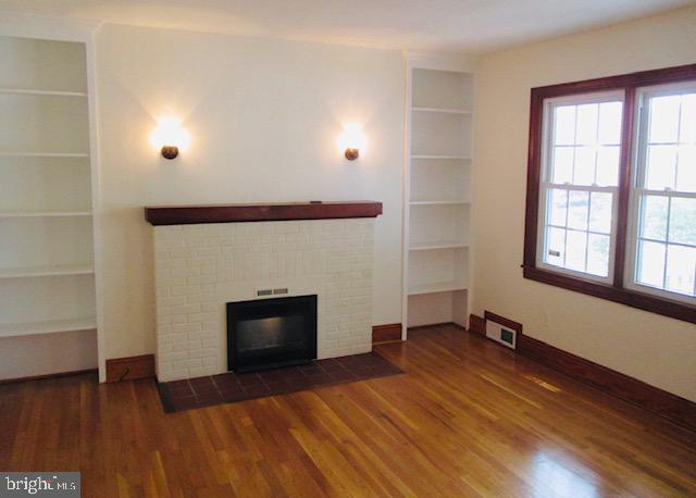 Building Photo - 928 Wells Ave