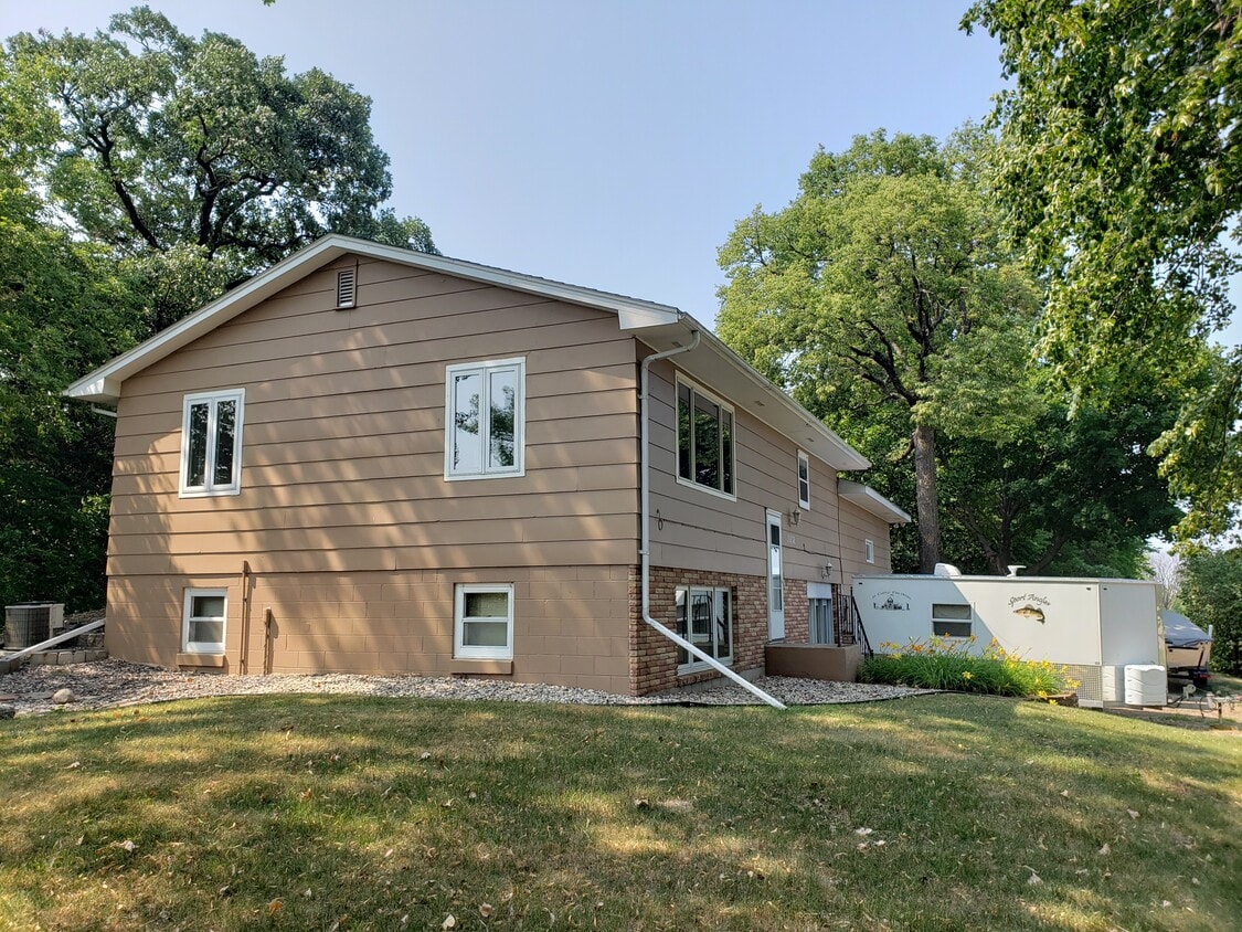 11208 Highway 71 NE, Spicer, MN 56288 House Rental in Spicer, MN