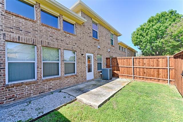 Building Photo - 9876 Fleetwood Dr