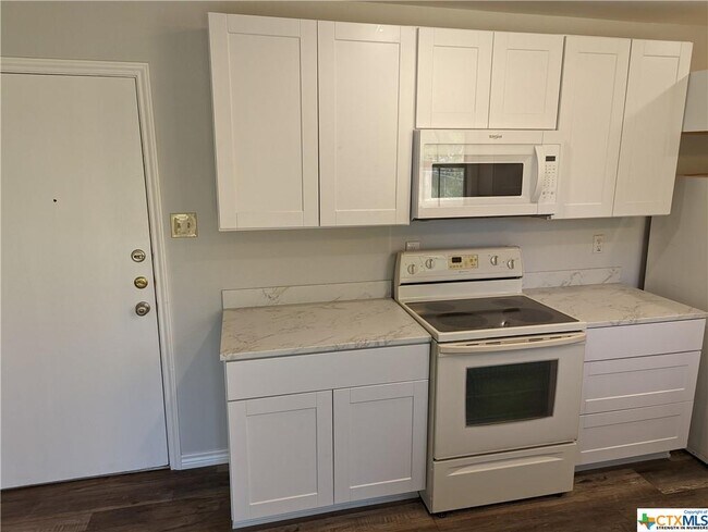 Building Photo - 1105 Timmons Dr