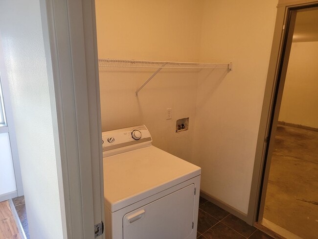 Building Photo - COMING SOON !!! 3 Bed 2 Bath 1500 Sq/Ft home just 10 minutes west of Spokane