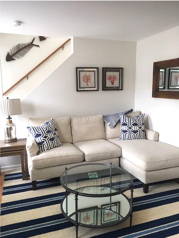 Living Room - 16 Atlantic Ave