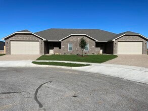 Building Photo - 705 Tower Mill Ct