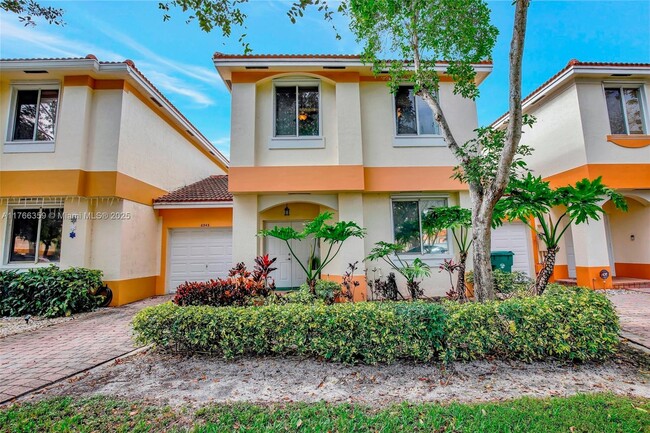 Building Photo - 6543 Hidden Cove Dr