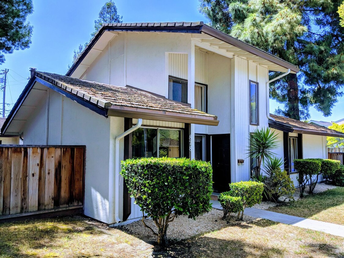 Primary Photo - Los Gatos Townhome