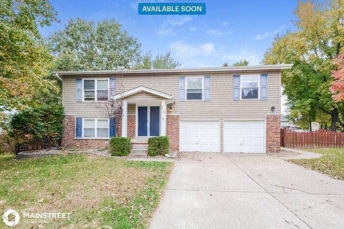 Primary Photo - 4006 Manhattan Ave, St Peters, MO 63376