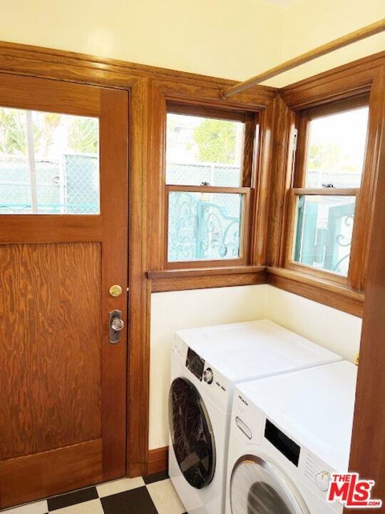 Building Photo - 752 North Edinburgh Avenue, Los Angeles, C...