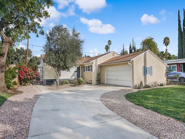 Building Photo - 3555 Gay Way