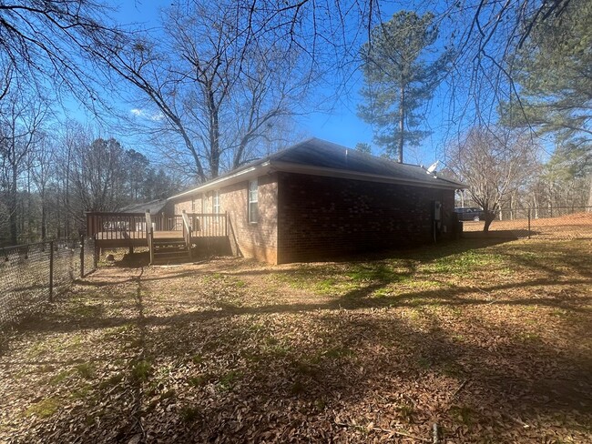 Building Photo - 30 Spanish Moss Cir