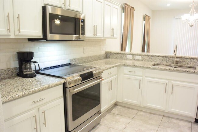 Foto del edificio - 1213 Grantham Dr