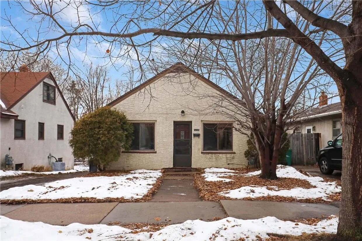 1239 Burr St N, Saint Paul, MN 55130 House Rental in Saint Paul, MN