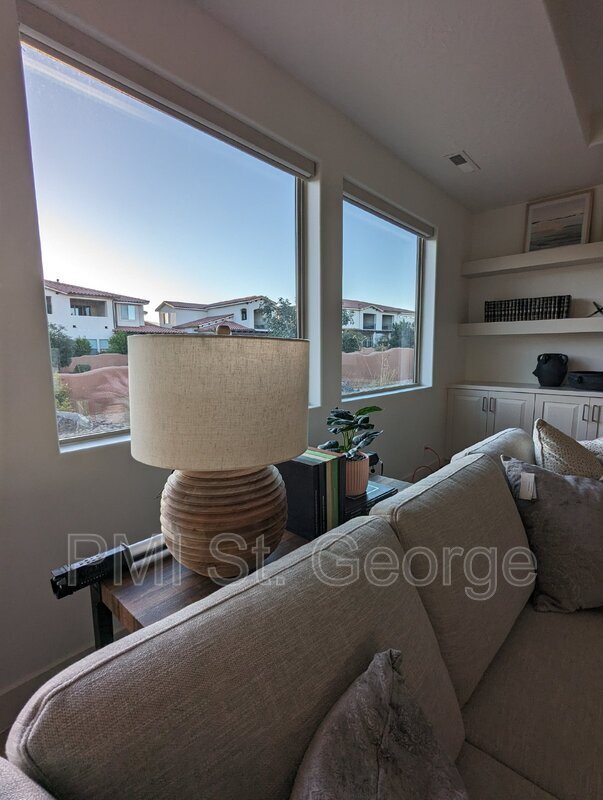 Foto del edificio - 2839 Kenzies Way