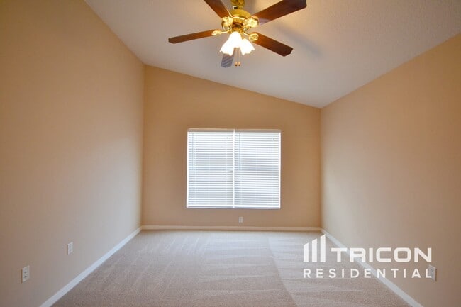 Building Photo - 6928 Jamestown Manor Dr