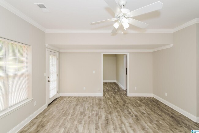 Building Photo - 1232 Riverford Dr