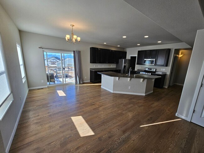 Foto del edificio - 3 Bed 3 bath house in Paint Brush Hills!!!