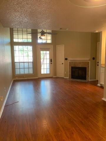 Building Photo - 5590 Spring Valley Rd