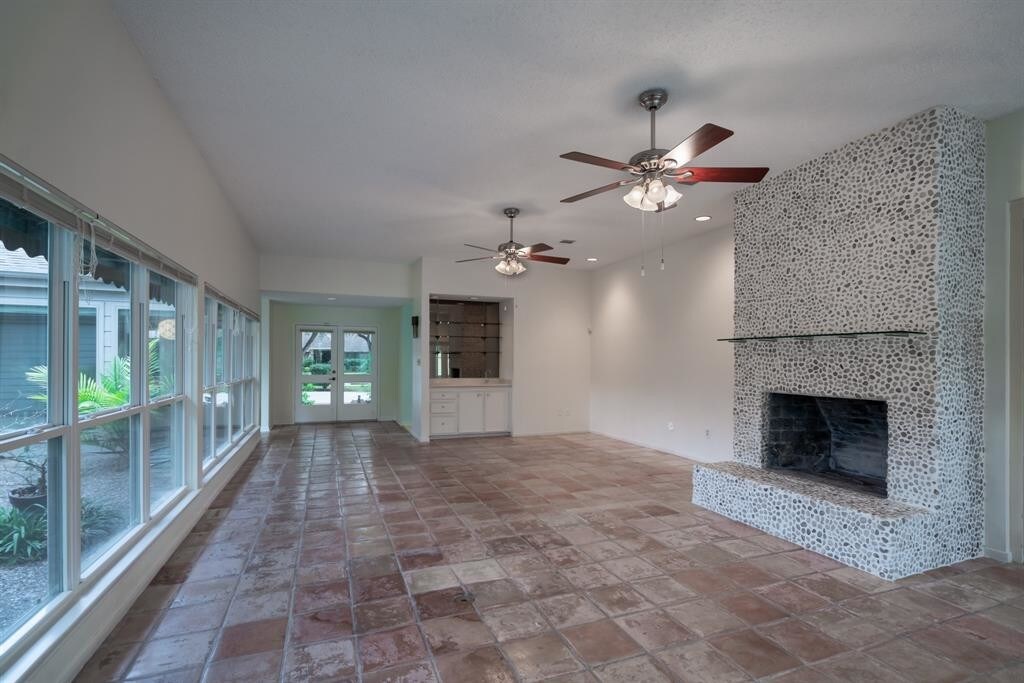 Primary Photo - 1538 Wood Lodge Dr