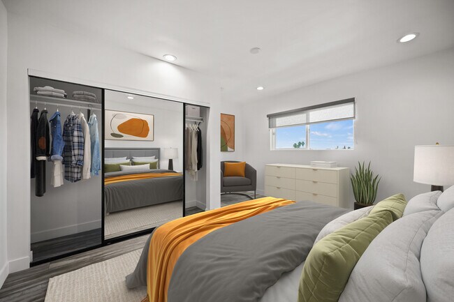 UNIDAD 8 tomada (UNIDAD 3 disponible) - 451 Coronado Terrace