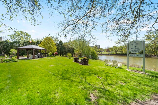 Photo du bâtiment - Thames Park Tower Apartments