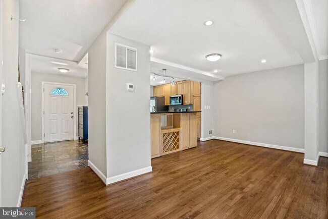 Foto del edificio - 9111 Barrick St