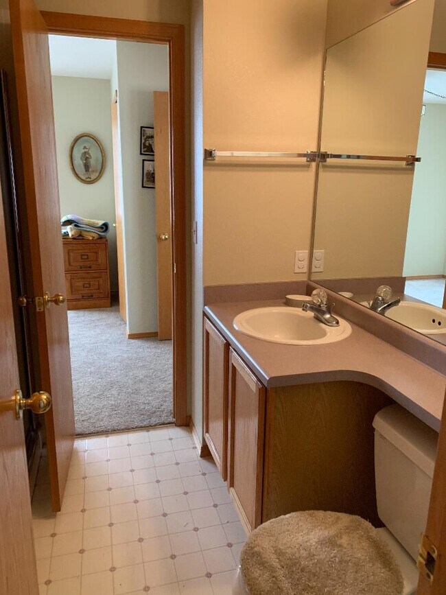 Foto del edificio - 6543 Westbourn Cir