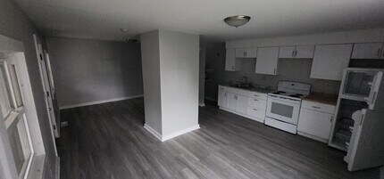 Building Photo - 54 Terrill St
