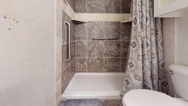 Building Photo - 180 Red Elk Dr