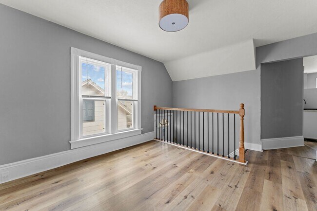 Foto del edificio - 506 E Parkway Ave