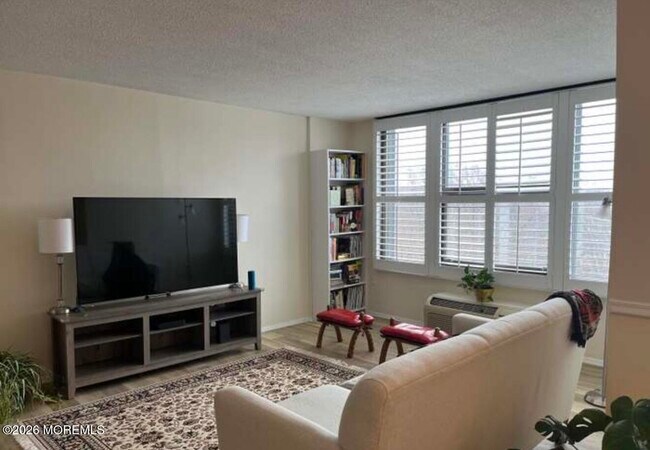 Foto del edificio - 1 Scenic Dr