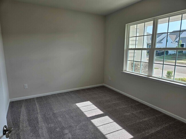 Building Photo - Bell Farm Community - 3BR / 2BA + Garage