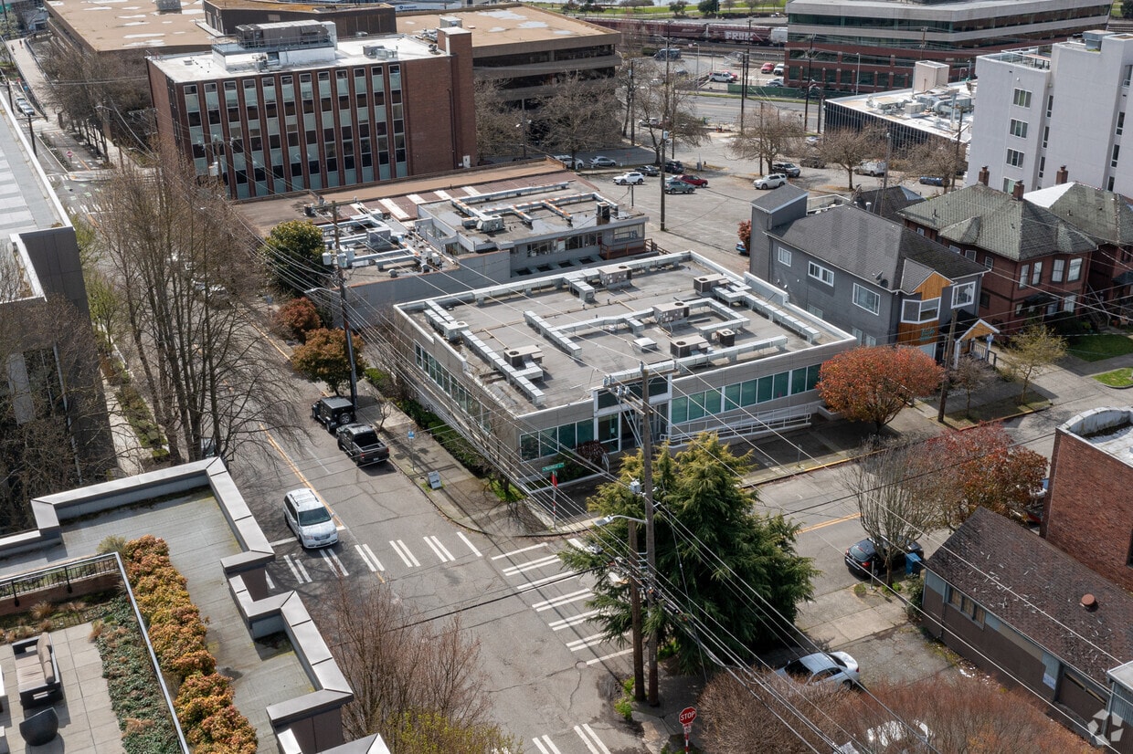 Construction - March 2022 - Koz Uptown