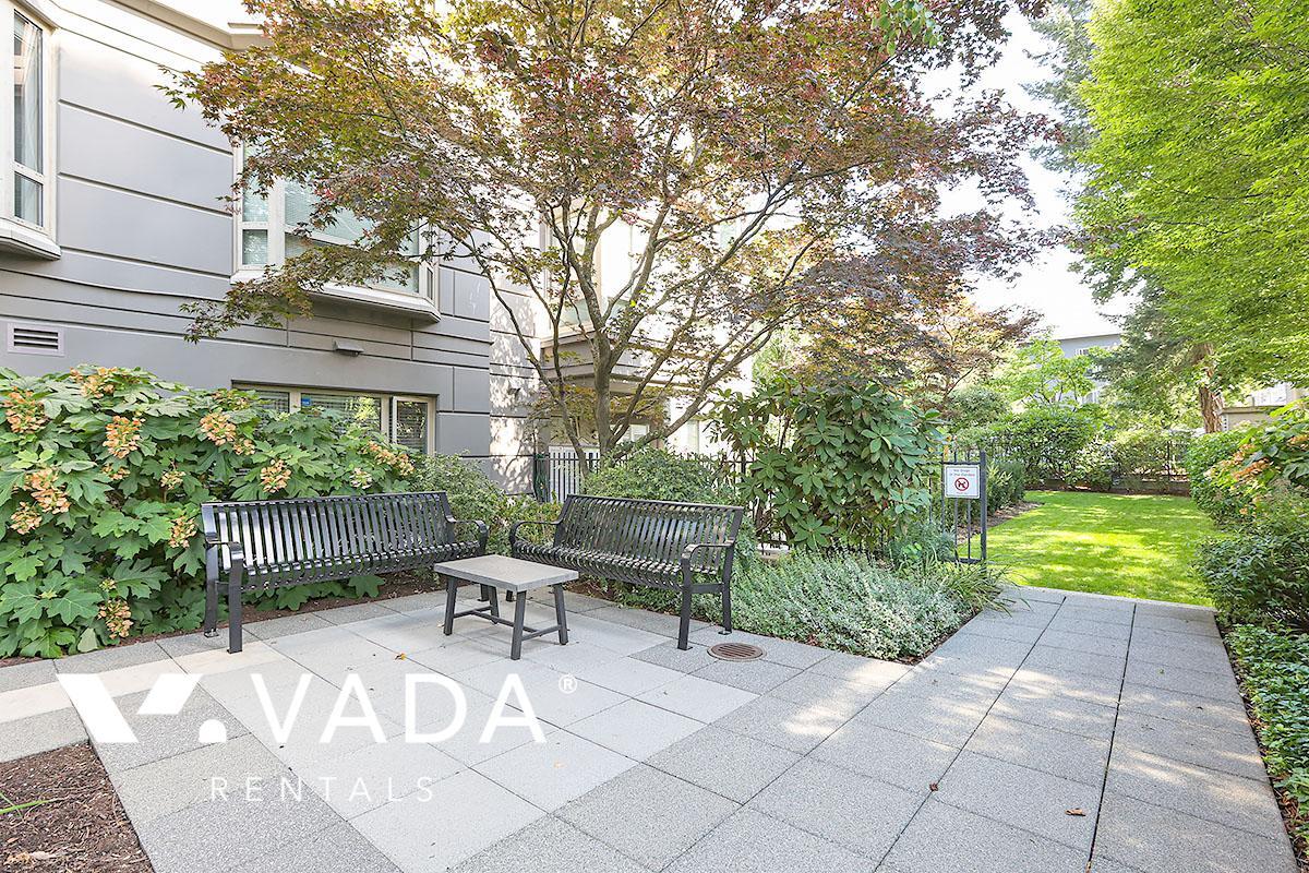 Building Photo - The Compton 2 BR APT Rental 602-1316 West 11th Ave Vancouver: VADA