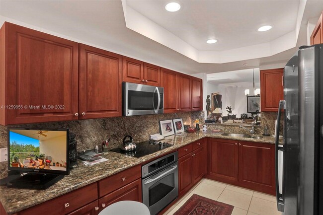 Foto del edificio - 7530 SW 102nd St