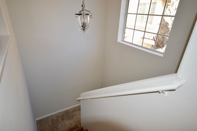 Building Photo - Remodeled 3 Bedroom Laguna Niguel Townhome