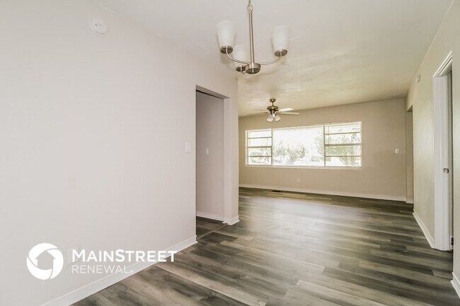 Building Photo - 3108 Pembrook Dr