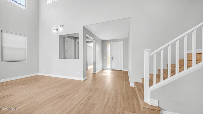 Building Photo - 4349 S Helix