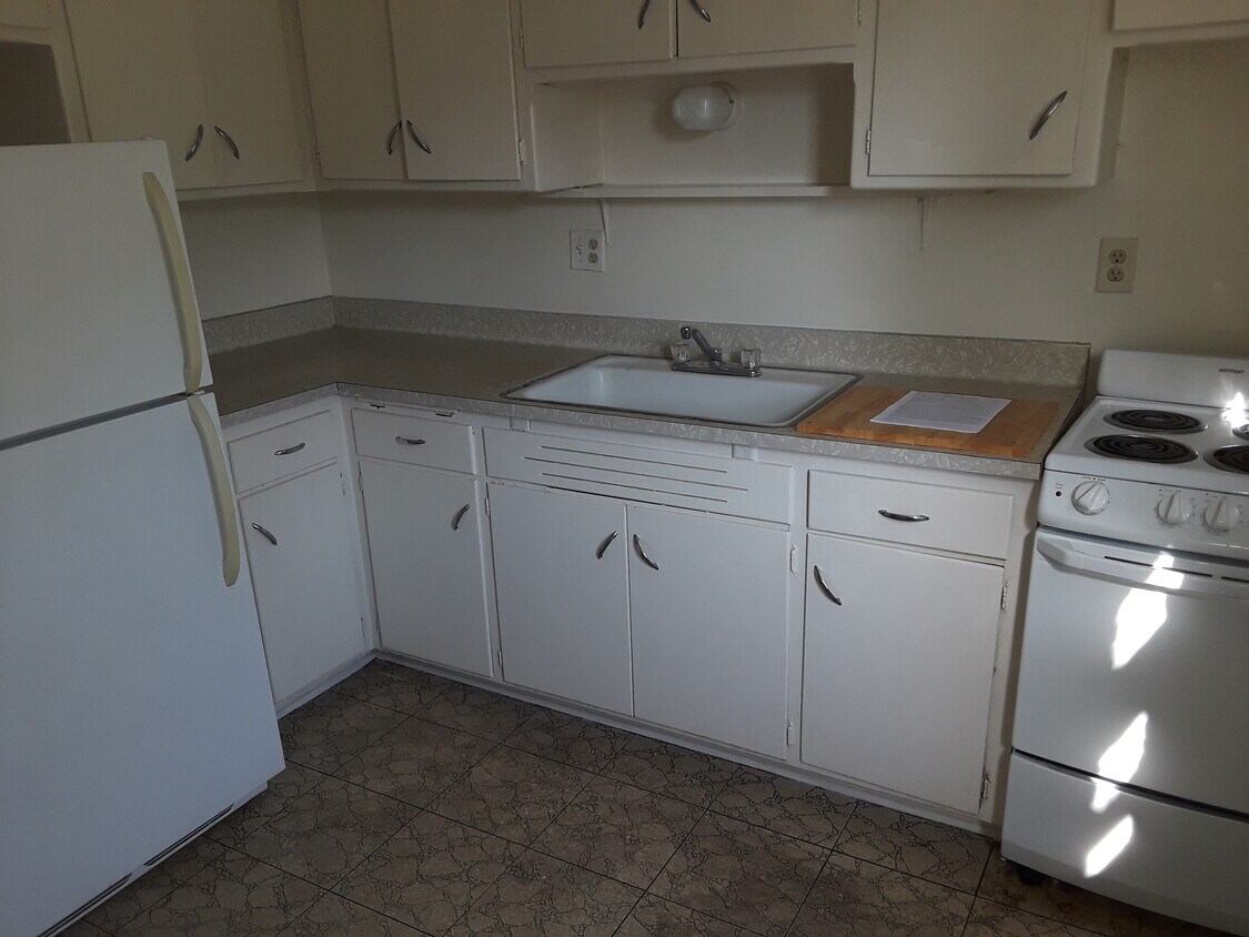 Primary Photo - 7223 W Lakefield Dr