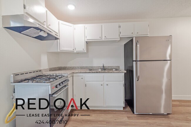 Foto del edificio - 6029 Carlton Way