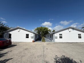 Building Photo - 1305 NW 2nd Ave