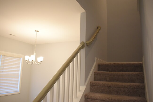 Foto del edificio - 4624 Runaway Bay Ln