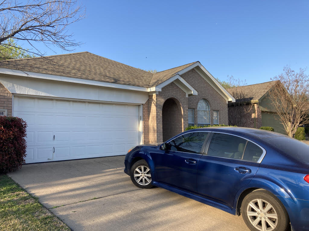 Foto principal - 3705 Cattlebaron Dr