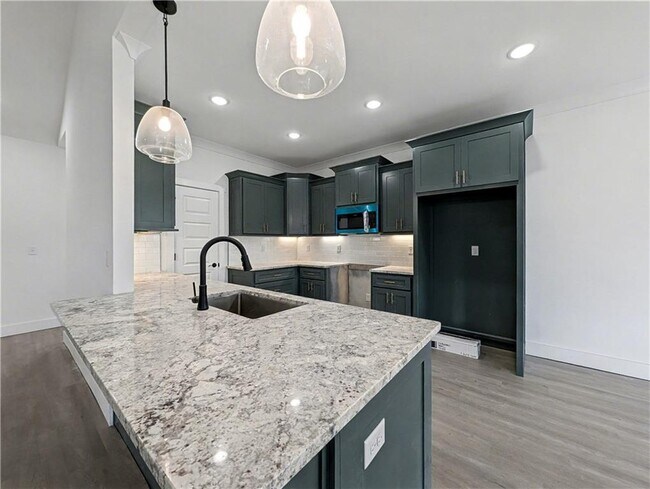 Building Photo - 43 Blairgowrie Dr