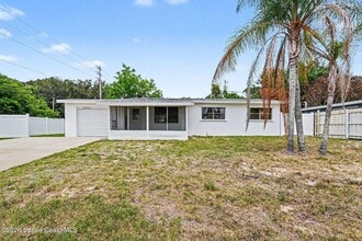 Building Photo - 3960 Barcelona St