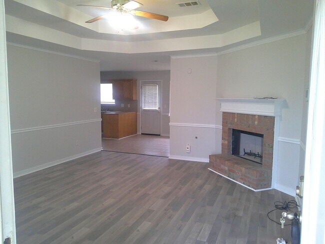 Building Photo - *****JUST REDUCED*****906 Mourning Dove Co...